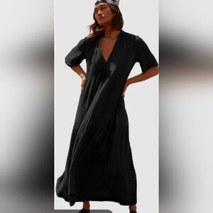 MASSIMO DUTTI MAXI BLACK DRESS SIZE MEDIUM